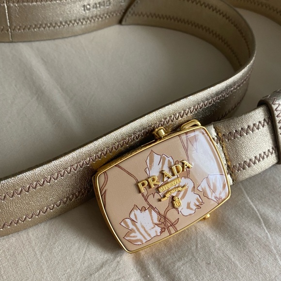 Vintage Prada Gold Metallic Belt with Floral Buckle Design - Picture 12 of 13